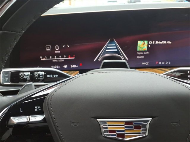 Used 2025 Cadillac Escalade ESV Sport Platinum image 35