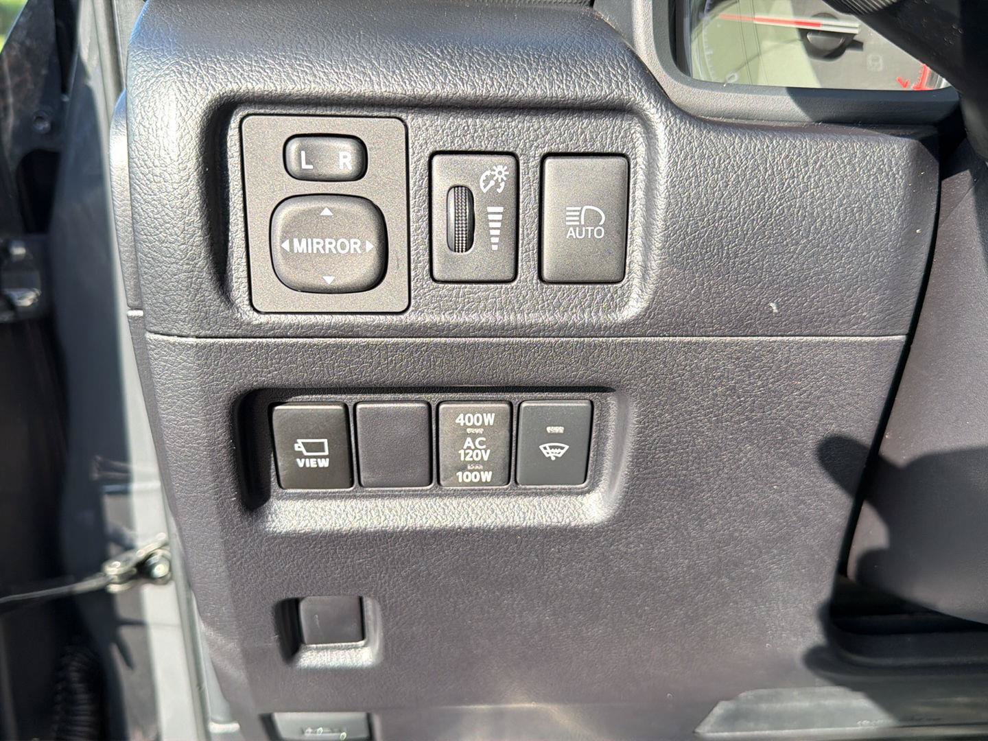 Used 2024 Toyota 4Runner Limited AWD/4WD image 19