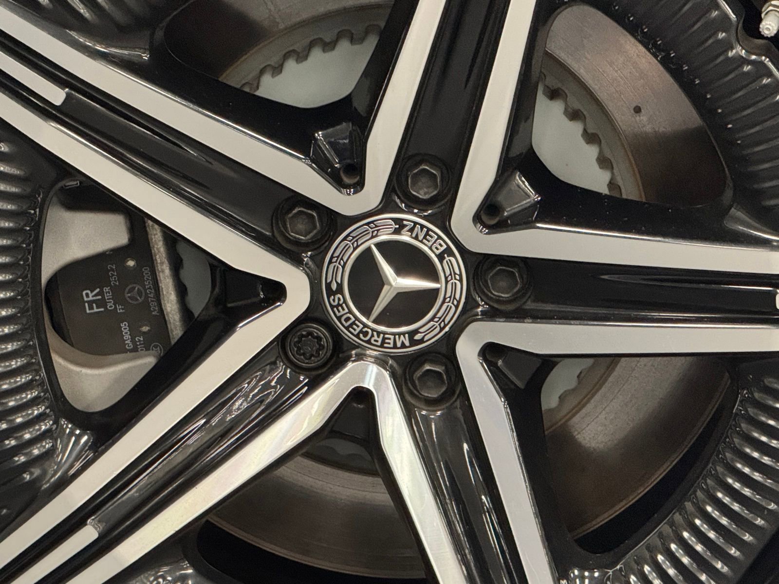 Certified 2023 Mercedes-Benz EQS 580 4MATIC Sedan image 17