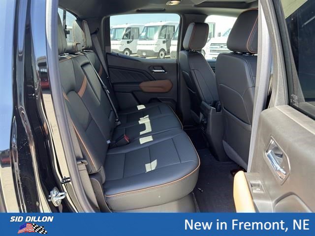 New 2026 GMC Canyon AT4 w/ Technology Plus Package AWD/4WD image 15