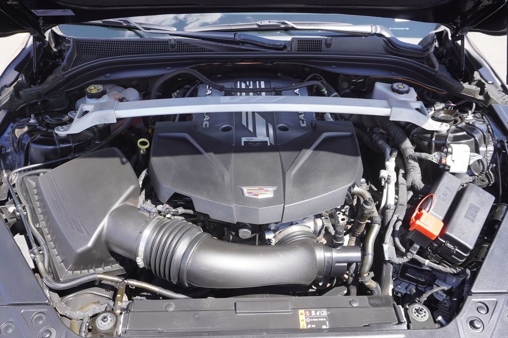 Certified 2022 Cadillac CT5 V Blackwing w/ Carbon Fiber Package 2 RWD image 7