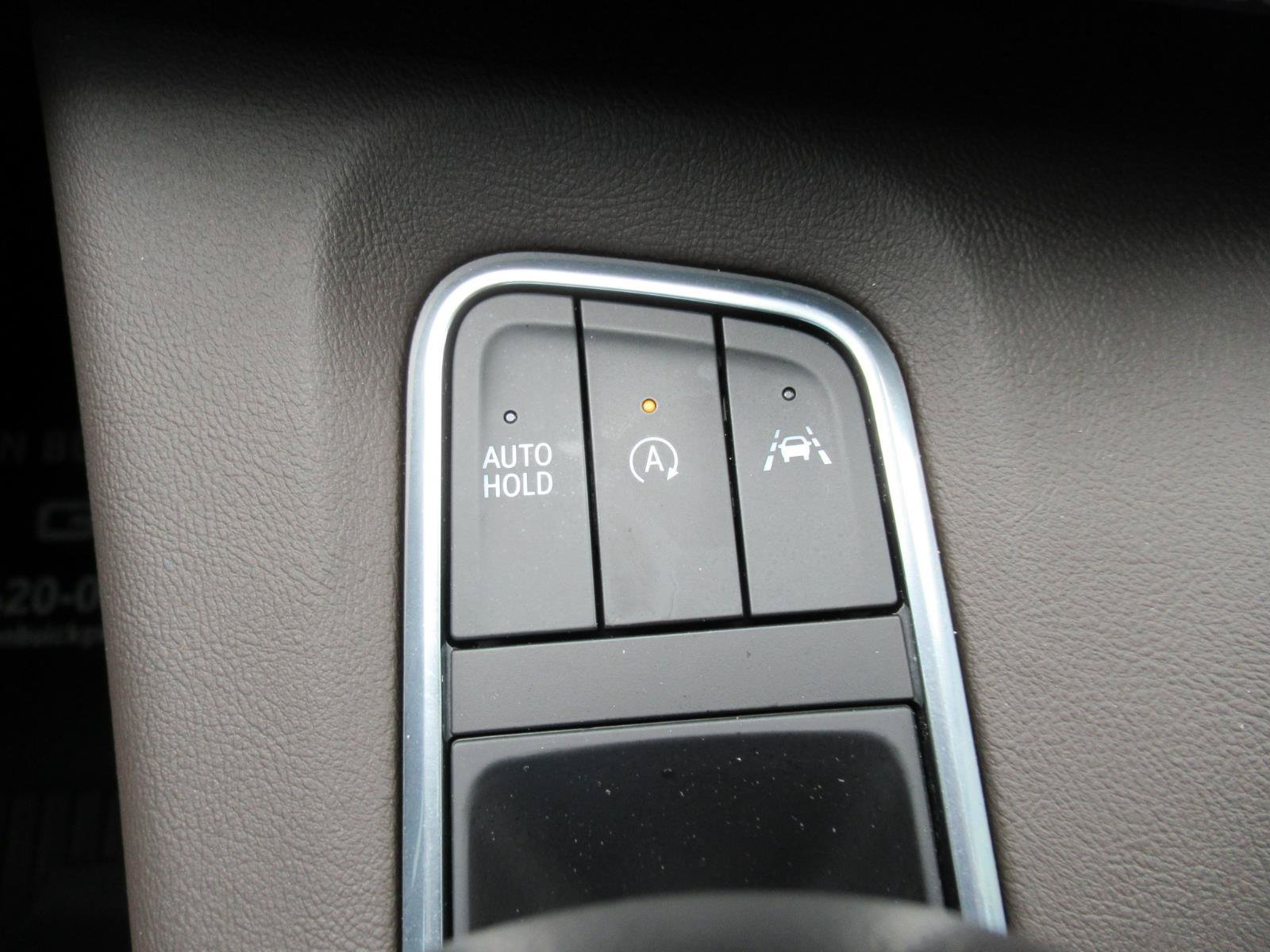 Used 2021 Cadillac Escalade Sport w/ LPO, ONYX Package AWD/4WD image 29