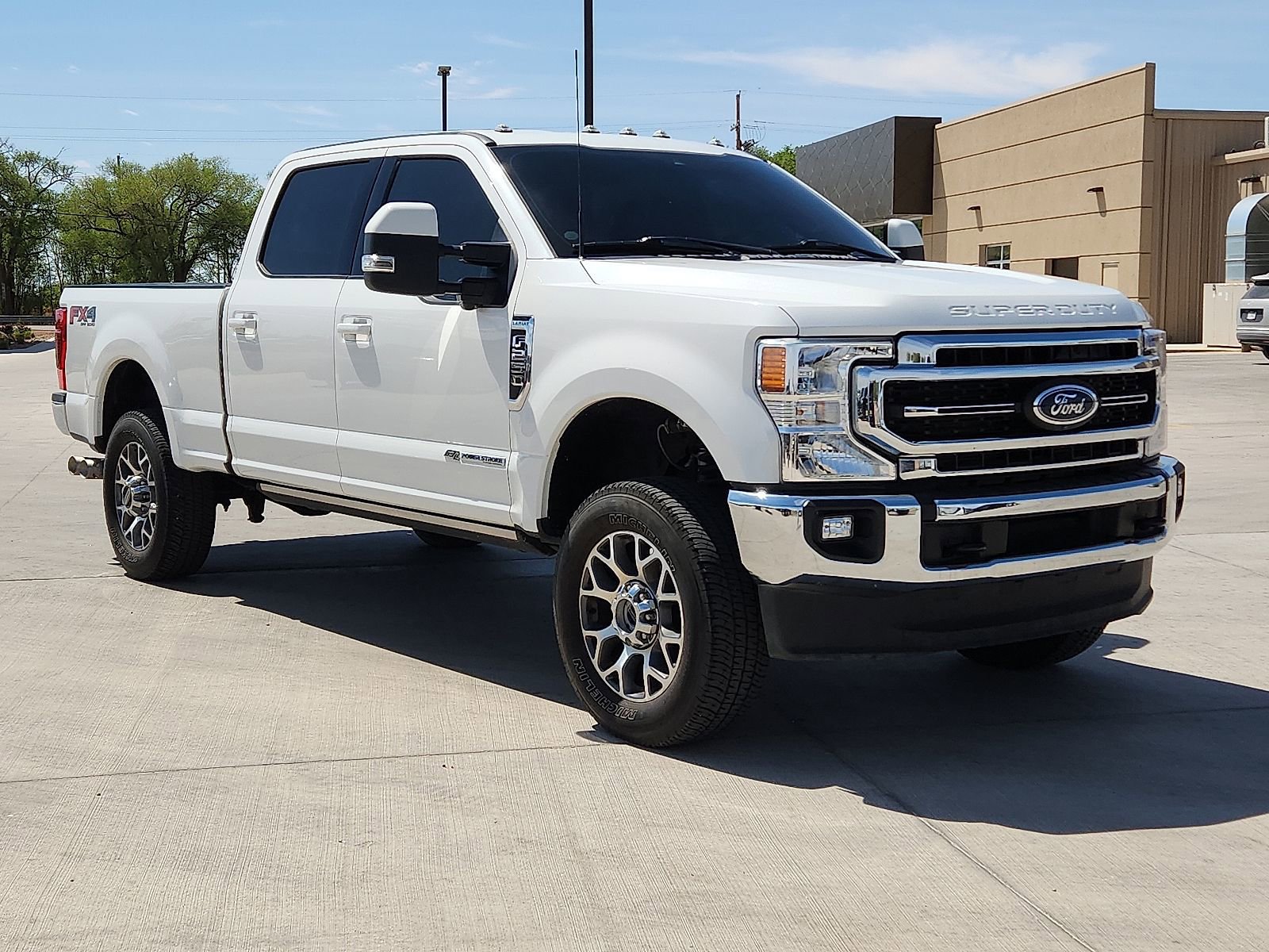 Used 2022 Ford F250 Lariat w/ Lariat Value Package AWD/4WD image 6