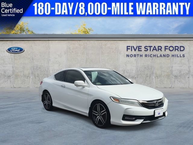 Used 2017 Honda Accord Touring image 2
