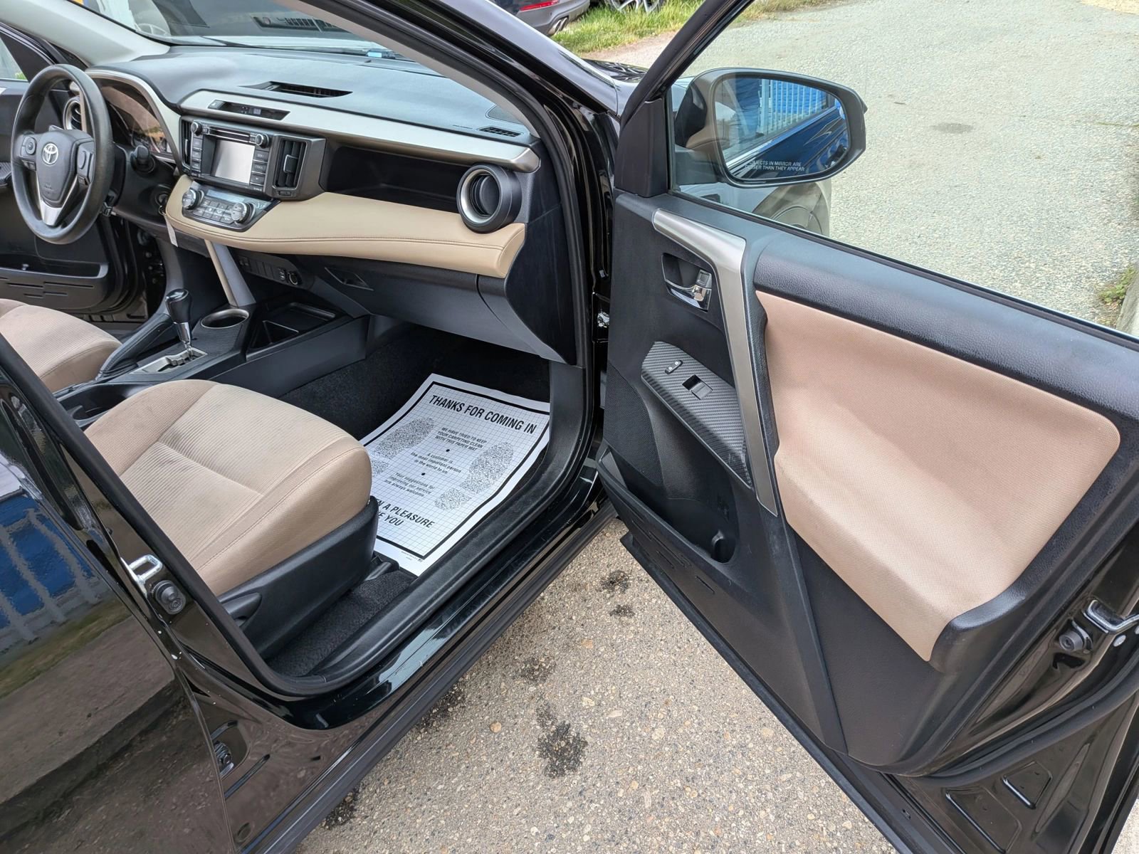 Used 2015 Toyota RAV4 XLE AWD/4WD image 34