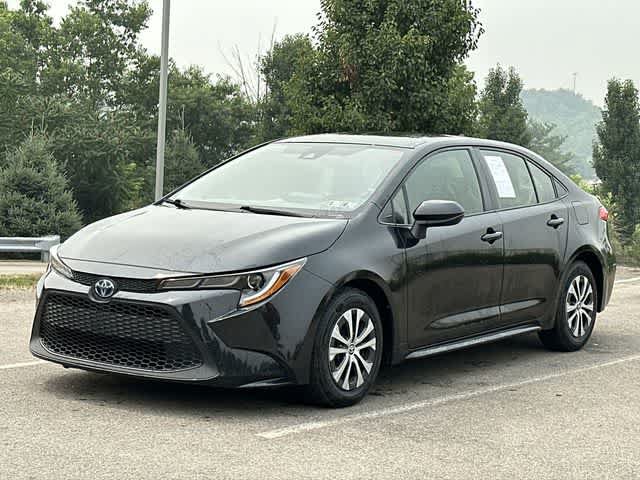 Used 2022 Toyota Corolla LE FWD image 1