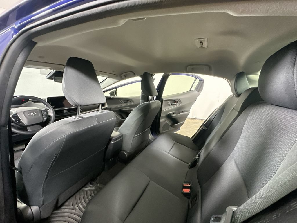 Used 2023 Toyota Prius LE FWD image 15