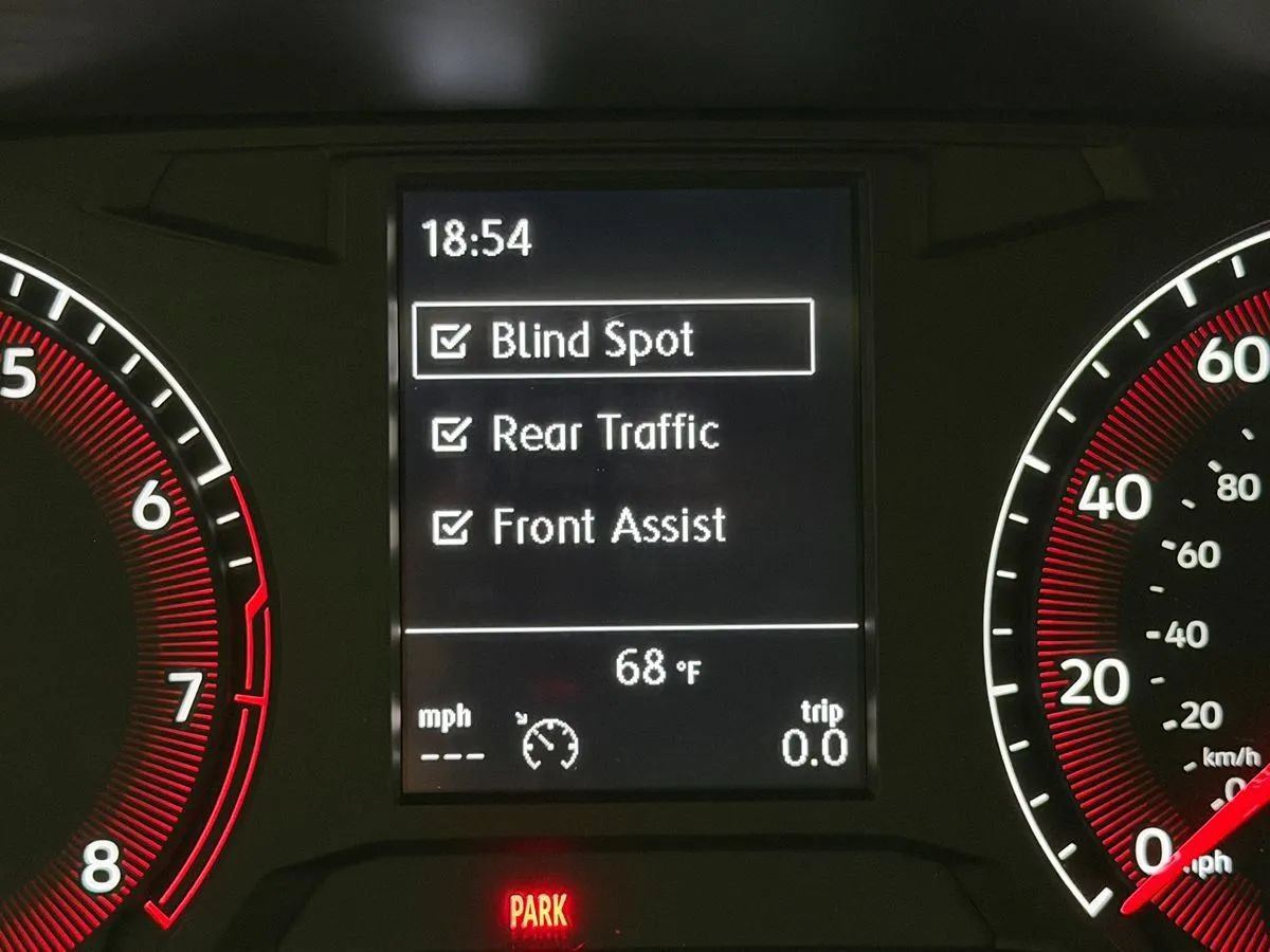 Used 2021 Volkswagen Jetta GLI FWD image 11