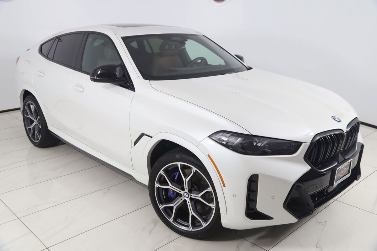 Used 2026 BMW X6 M60i AWD/4WD image 19