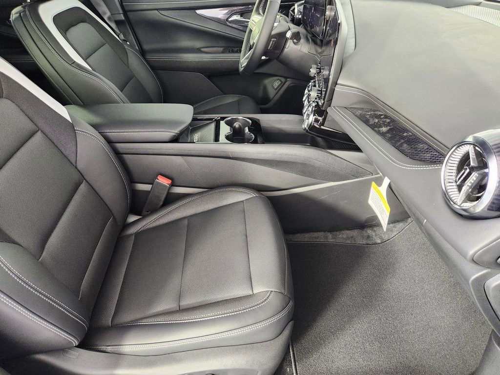 New 2026 Chevrolet Blazer EV LT image 17