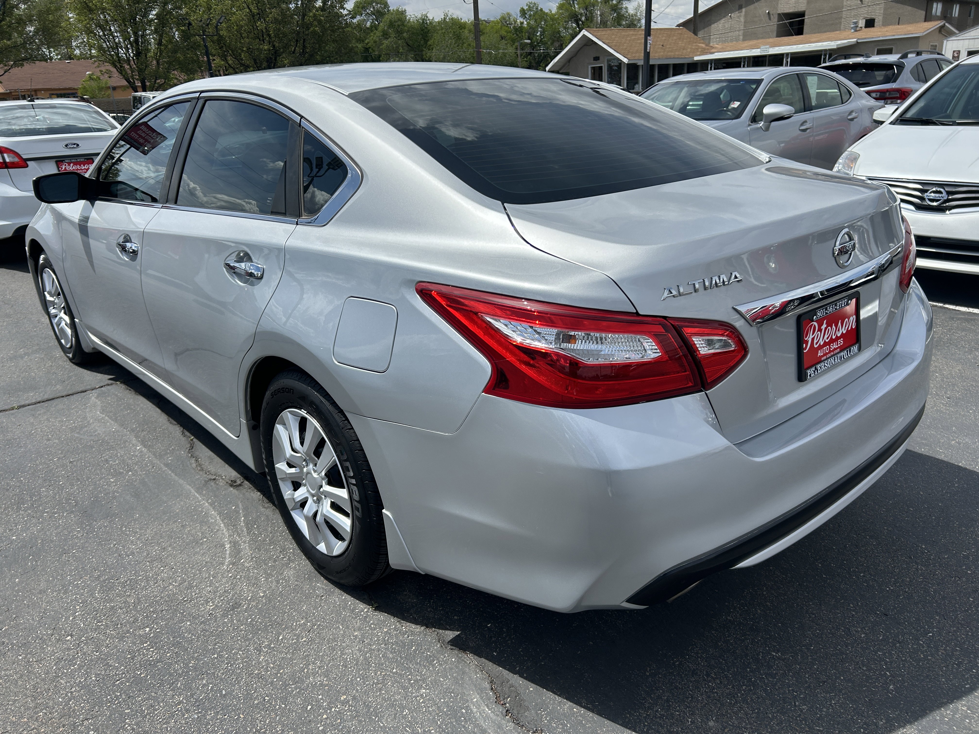Used 2017 Nissan Altima 2.5 S w/ Power Driver Seat Package FWD image 6