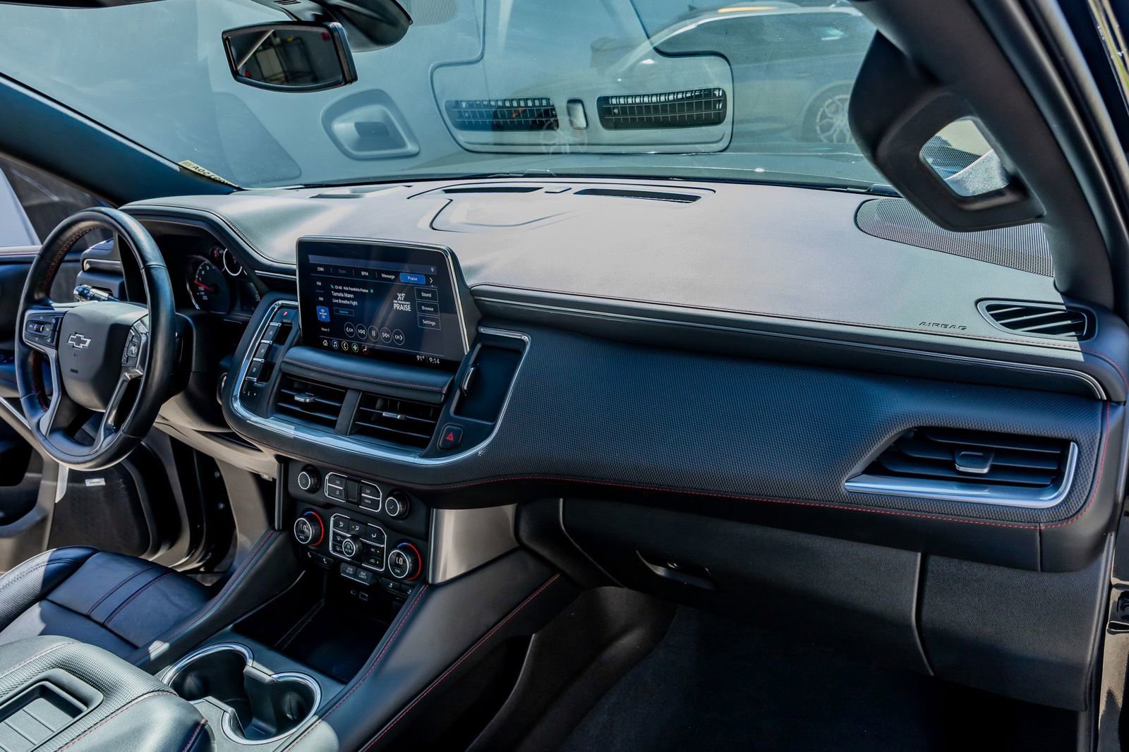 Used 2021 Chevrolet Tahoe RST w/ Luxury Package AWD/4WD image 17