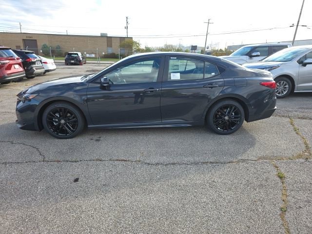 New 2026 Toyota Camry SE image 4