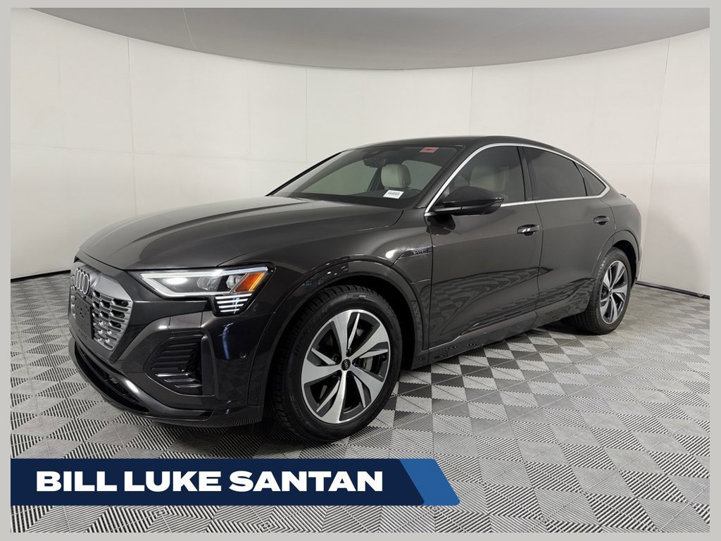Used 2024 Audi Q8 e-tron Premium Plus w/ Premium Plus Package AWD/4WD 360° Tour