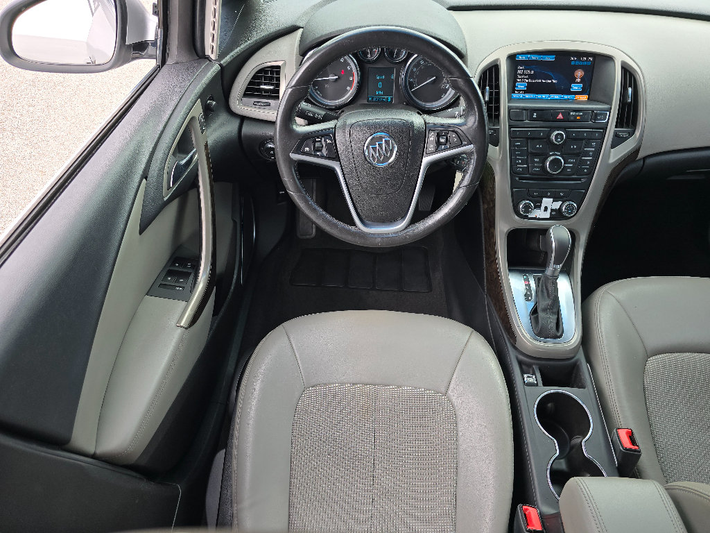 Used 2013 Buick Verano FWD image 17