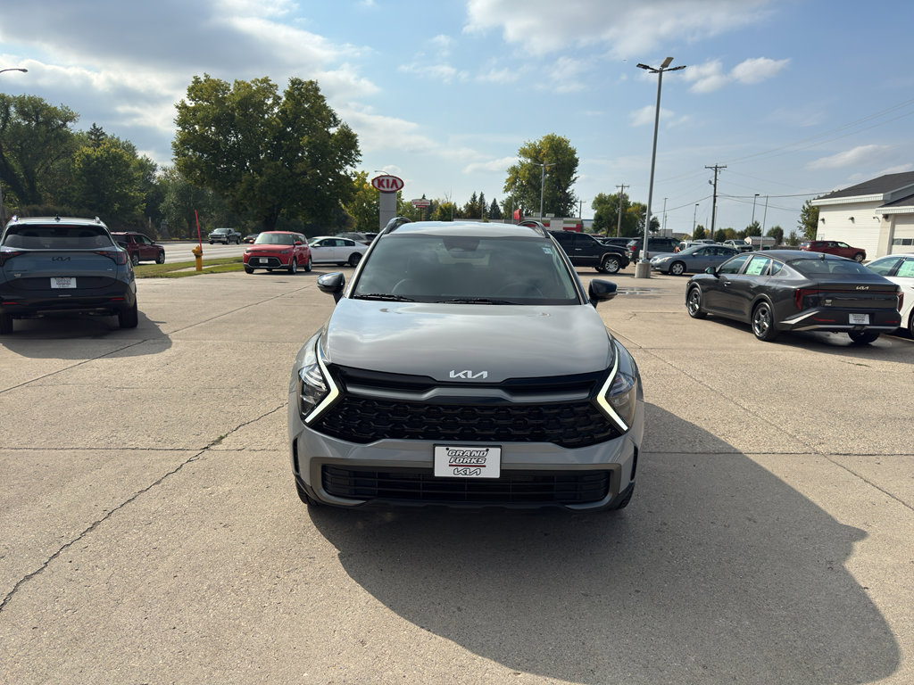 Used 2023 Kia Sportage X-Line image 3