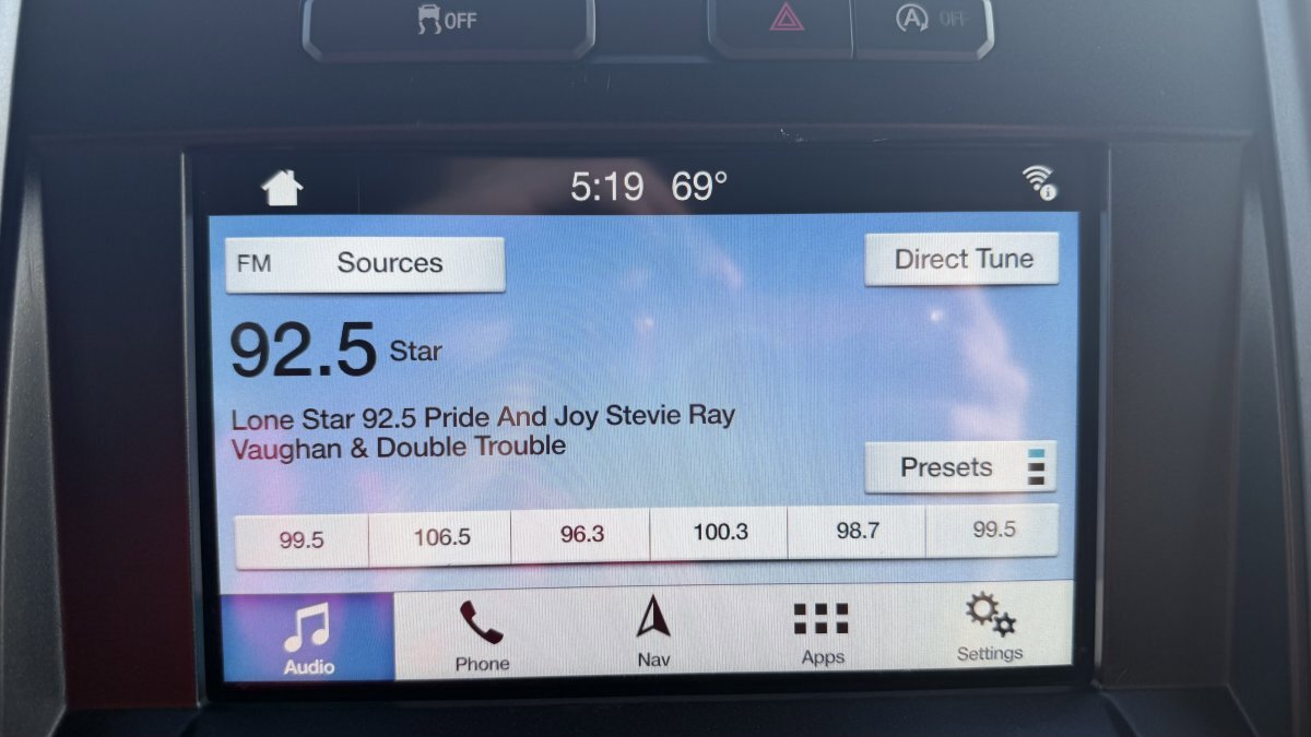 Used 2018 Ford F150 XLT w/ Equipment Group 302A Luxury image 27