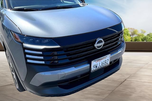 Certified 2026 Nissan Kicks SV FWD image 29