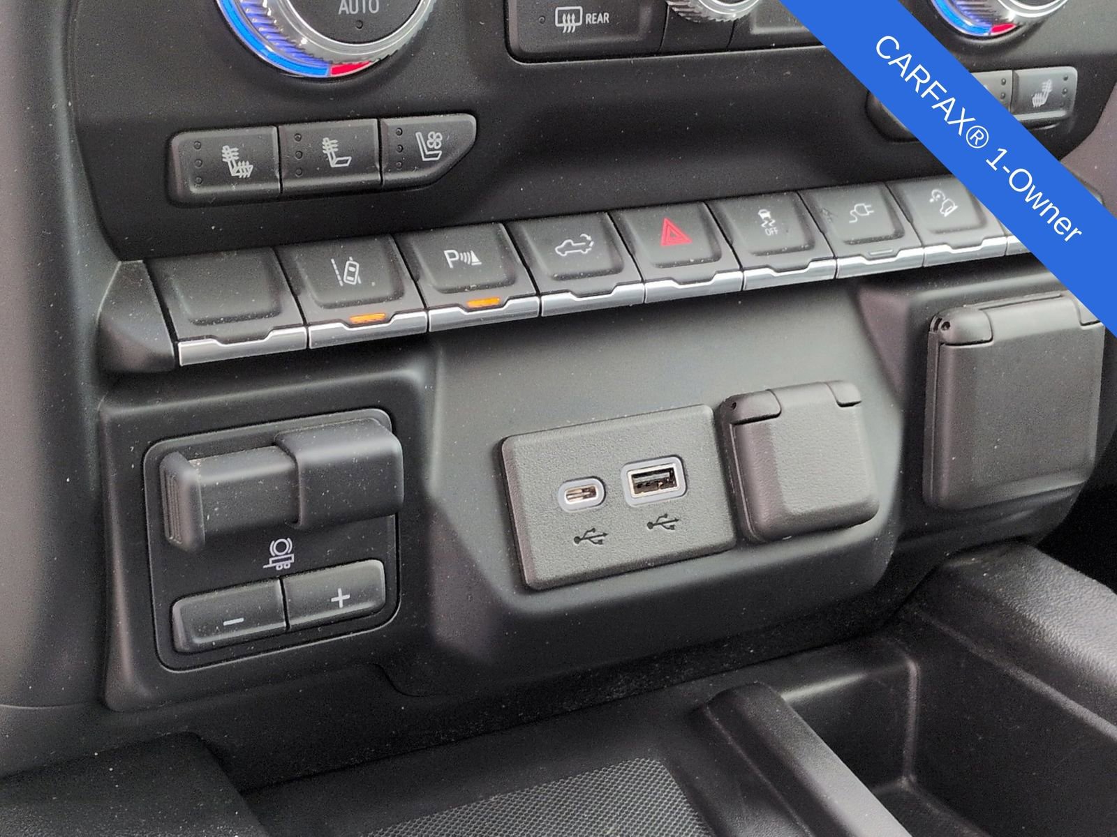 Used 2021 GMC Sierra 2500 Denali w/ Denali Ultimate Package AWD/4WD image 39