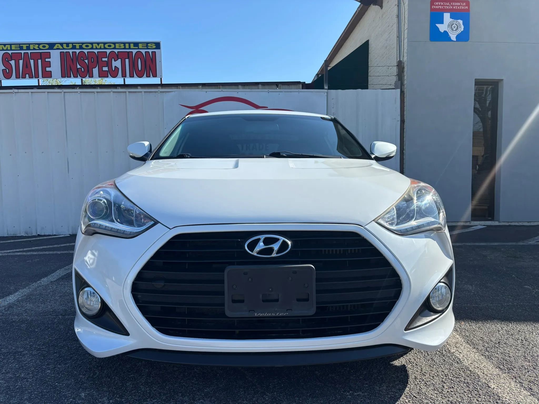 Used 2015 Hyundai Veloster Turbo FWD image 9