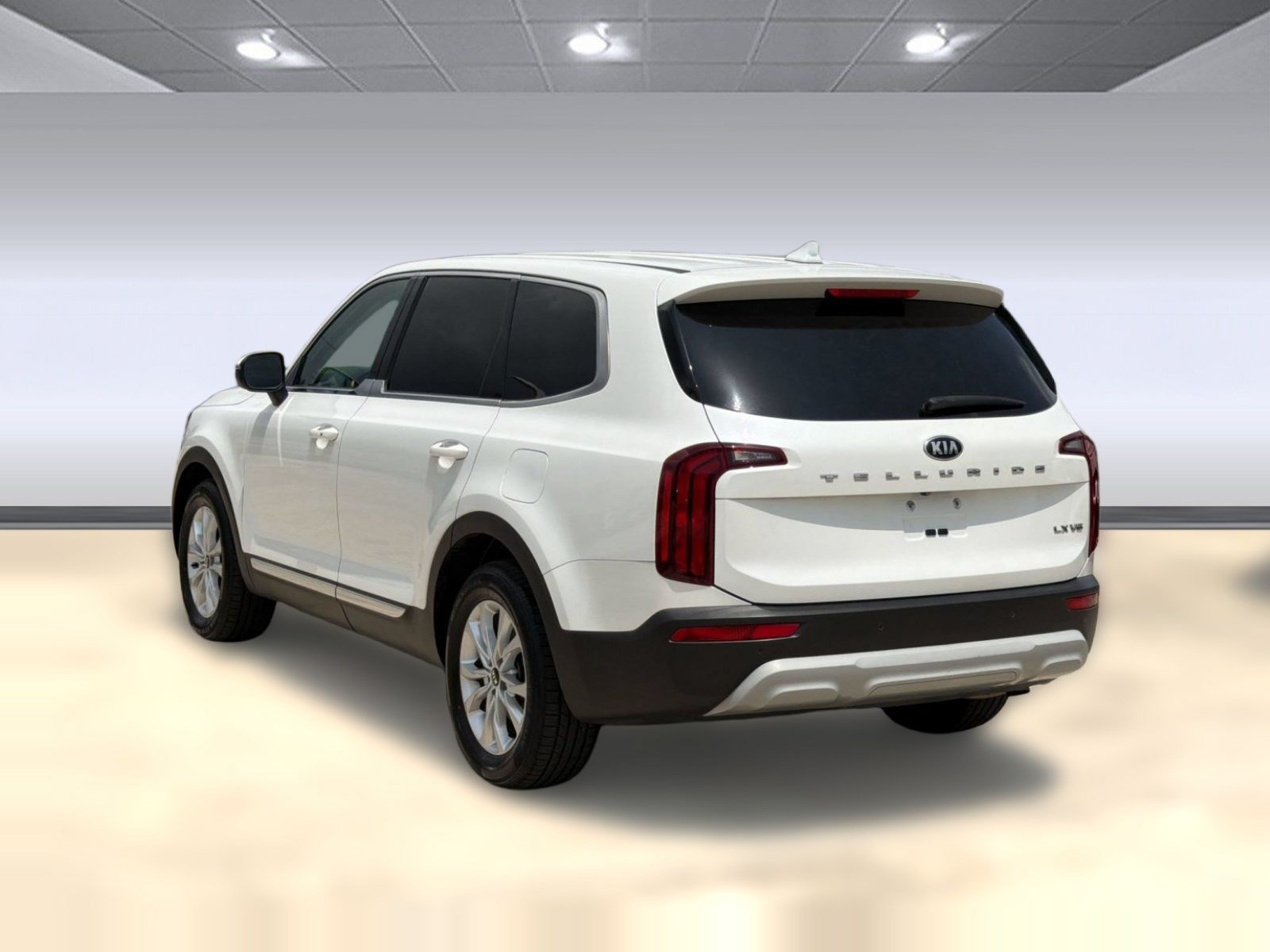Used 2020 Kia Telluride LX FWD image 3
