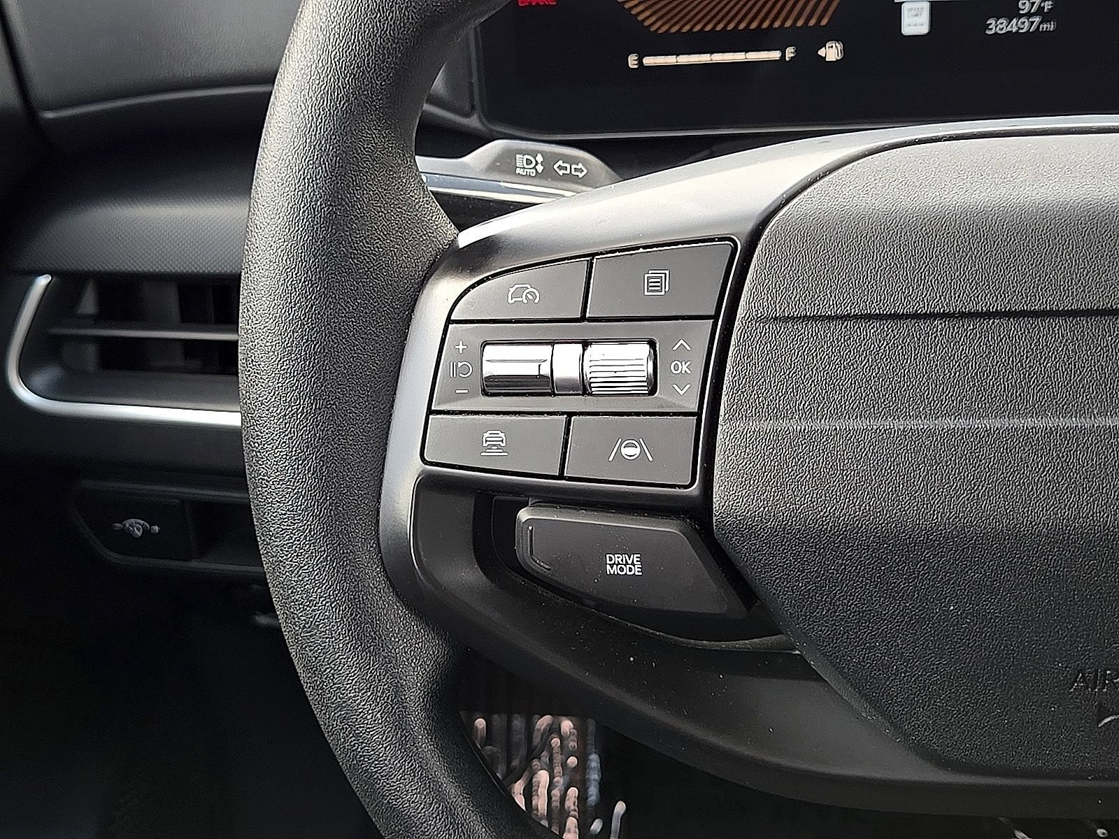 Used 2025 Kia K4 FWD image 19