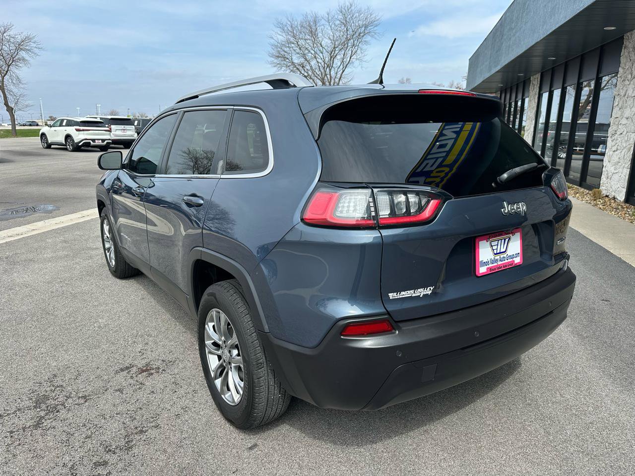Used 2021 Jeep Cherokee Latitude Plus image 5