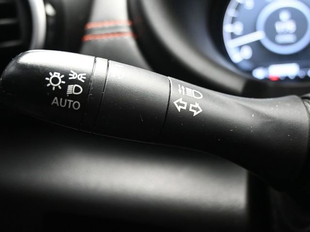 Used 2023 Nissan Kicks SR w/ Exterior Package FWD image 27