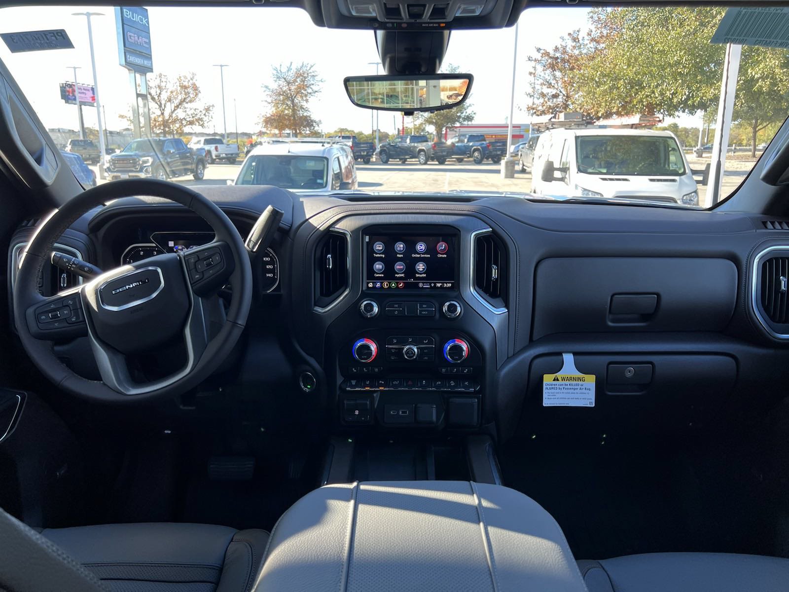 New 2023 GMC Sierra 3500 Denali w/ Denali Ultimate Package AWD/4WD image 13