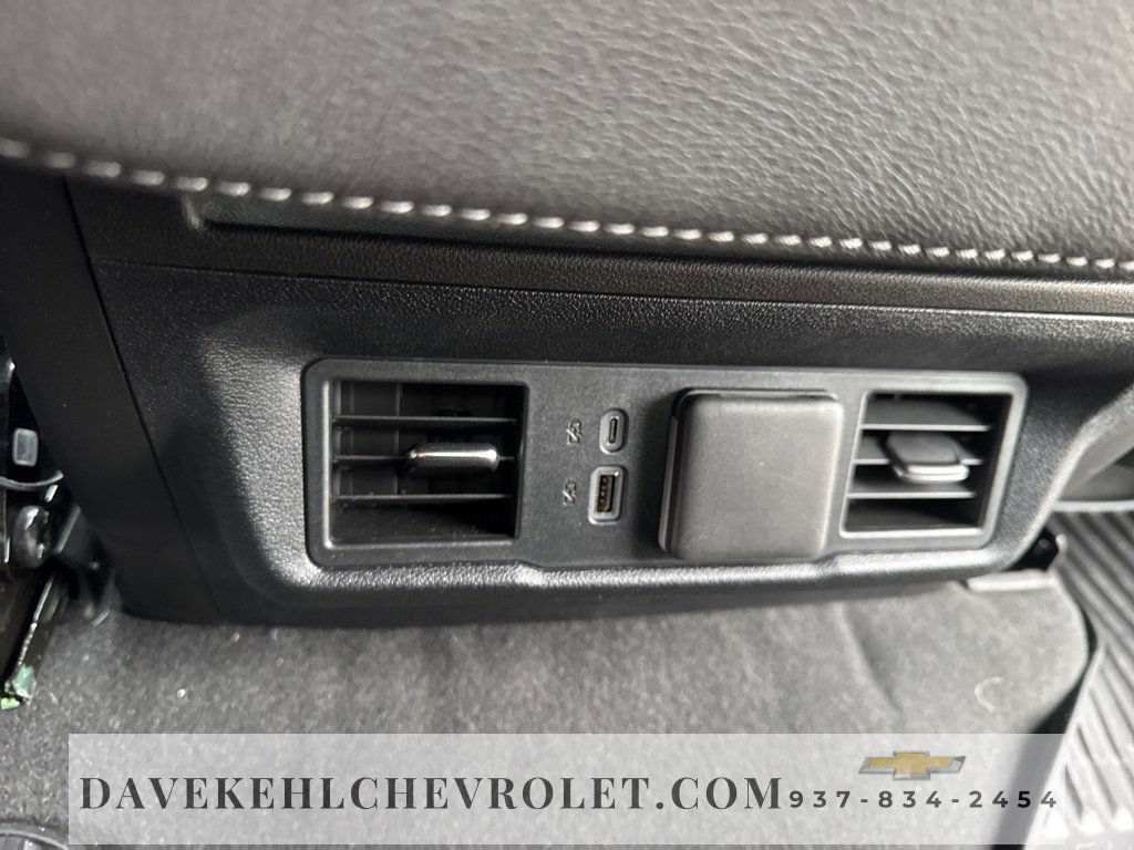 Used 2025 Chevrolet Silverado 1500 LT image 36