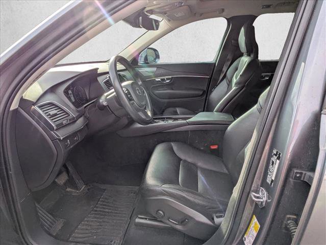 Used 2020 Volvo XC90 T6 Momentum w/ Protection Package image 11