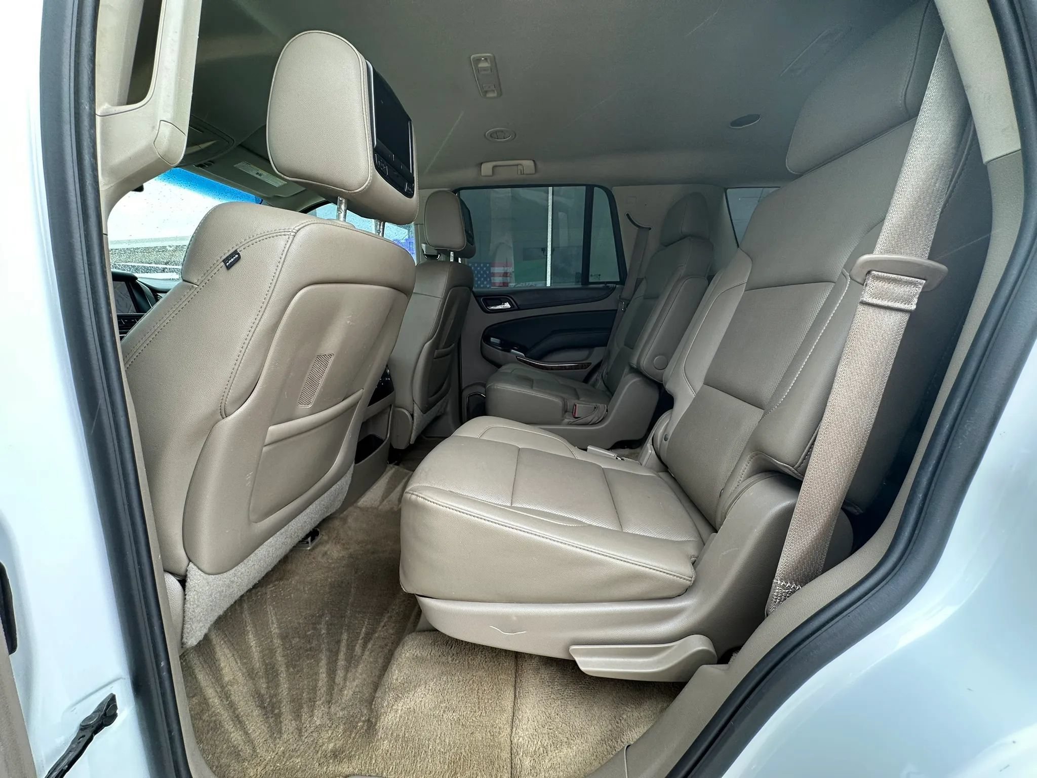 Used 2015 Chevrolet Tahoe LTZ AWD/4WD image 14
