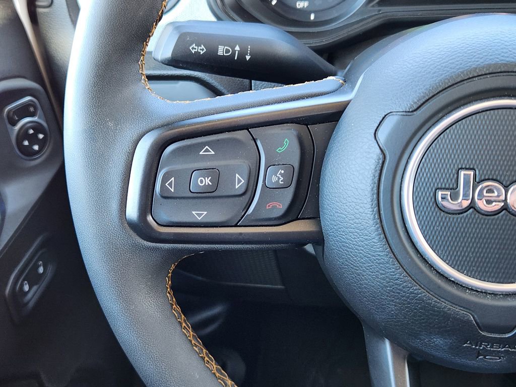 Used 2024 Jeep Wrangler Unlimited AWD/4WD image 16