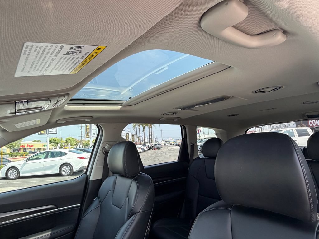 Used 2023 Kia Telluride S w/ S Sunroof Package FWD image 25