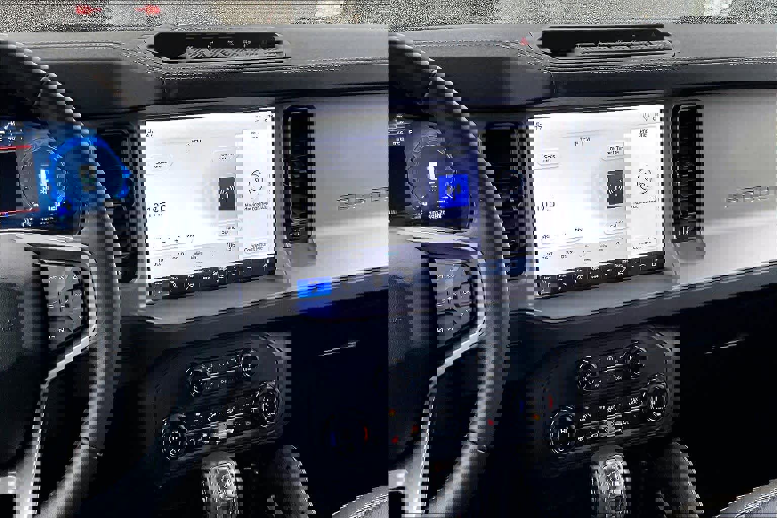 Used 2025 Ford Bronco Outer Banks w/ Sasquatch Package image 7