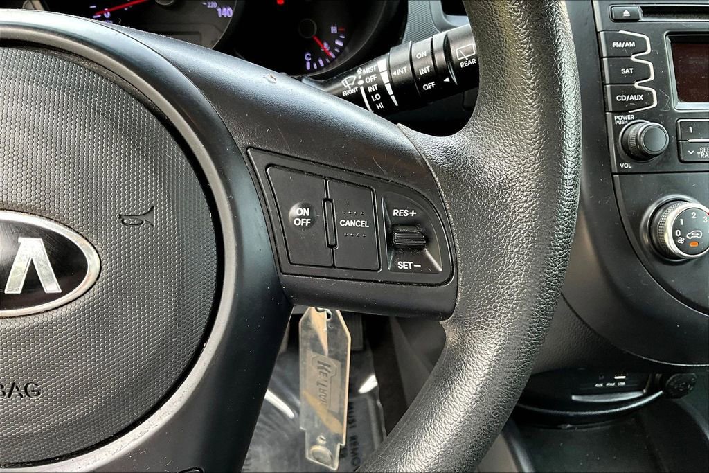 Used 2013 Kia Soul FWD image 11