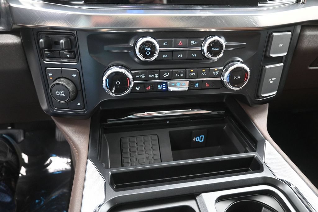 New 2026 Ford F450 King Ranch w/ Chrome Package AWD/4WD image 9