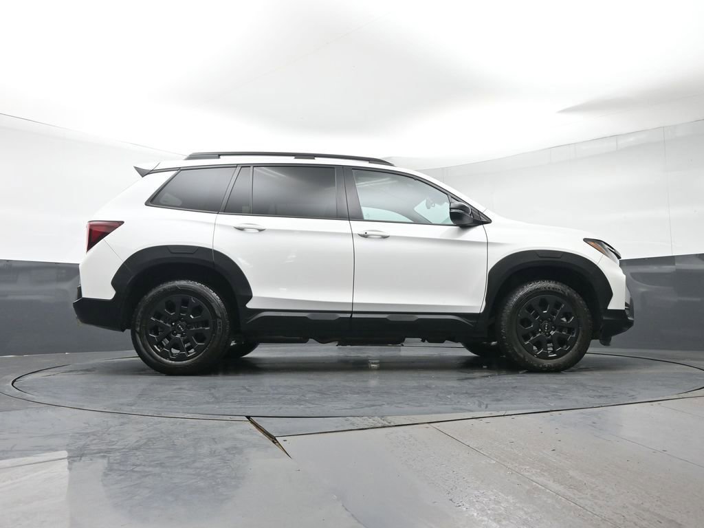Used 2023 Honda Passport TrailSport image 32