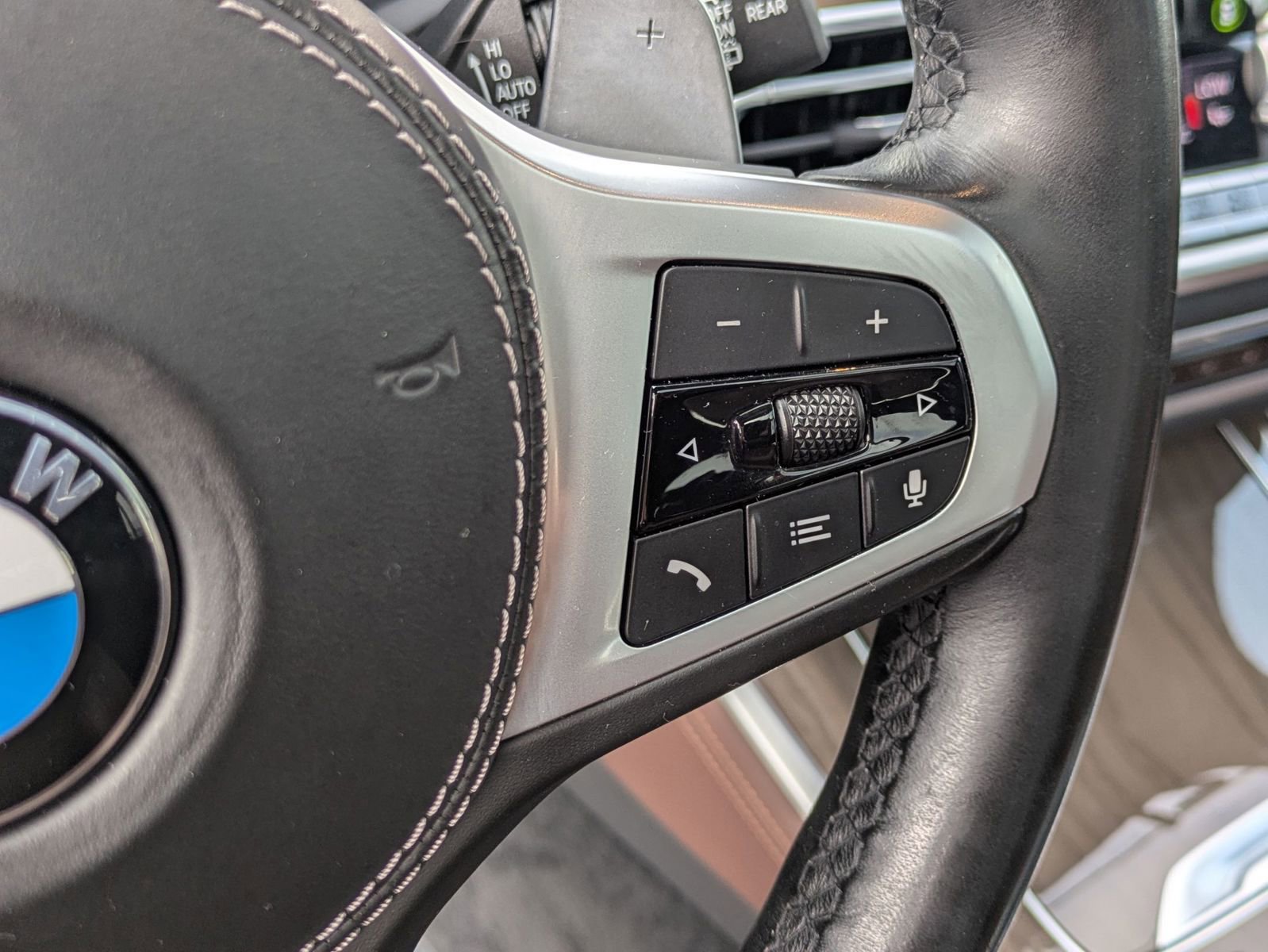 Used 2021 BMW X5 sDrive40i w/ M Sport Package image 18