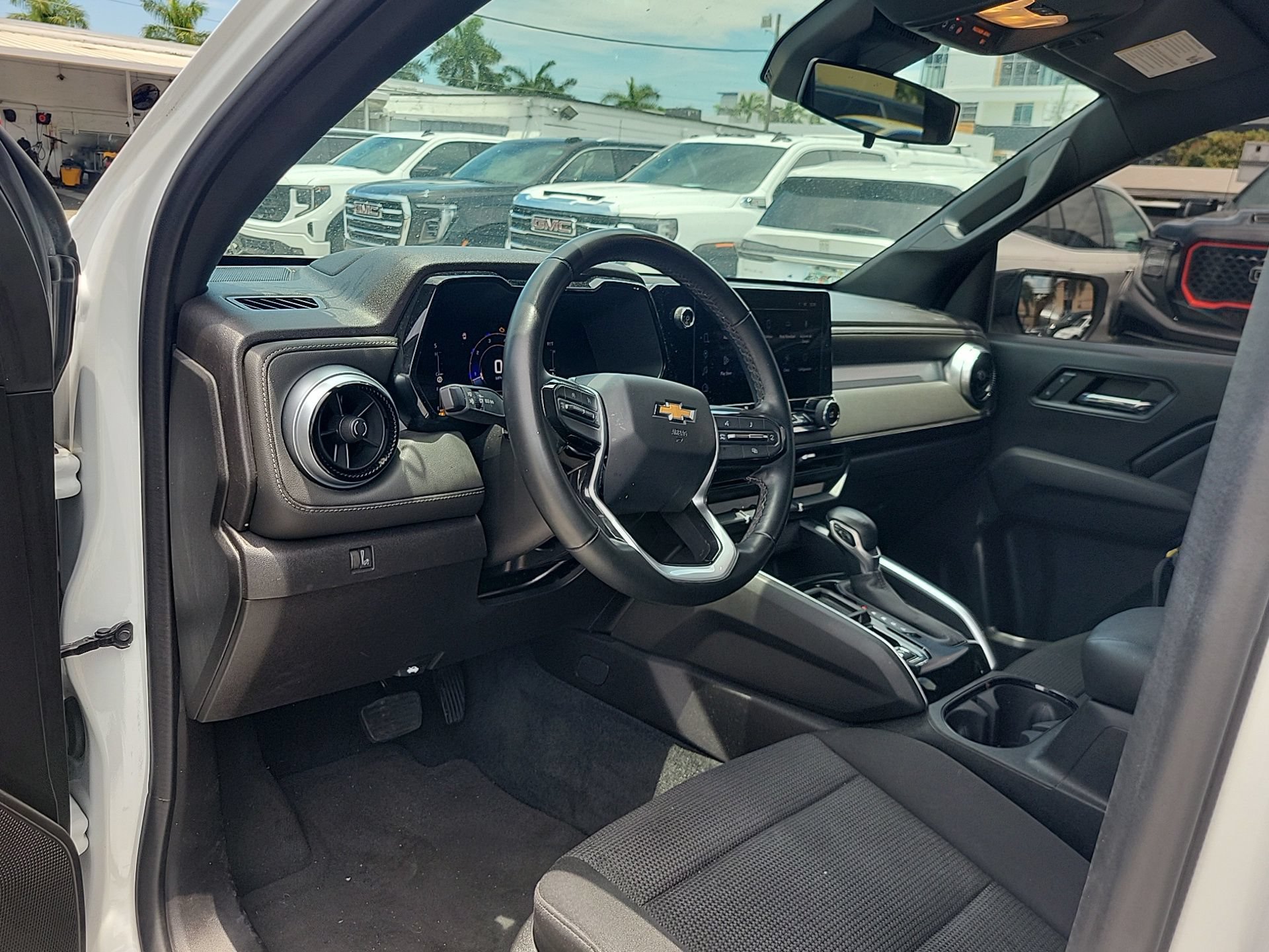 Used 2023 Chevrolet Colorado LT w/ LT Convenience Package RWD image 30