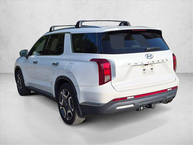 Used 2024 Hyundai Palisade Limited FWD image 7