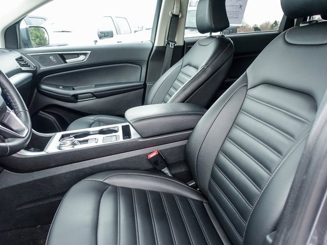 Used 2022 Ford Edge SEL w/ Convenience Package image 25