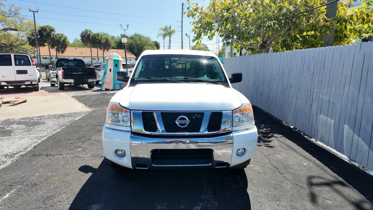 Used 2014 Nissan Titan SV w/ SV Value Truck Package RWD image 7