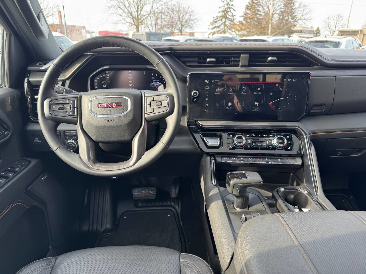 Used 2024 GMC Sierra 1500 AT4 w/ Technology Package image 9