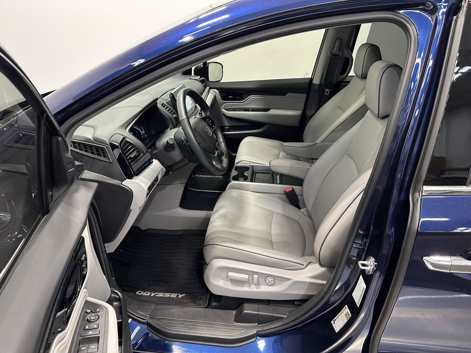 Certified 2024 Honda Odyssey Elite image 14
