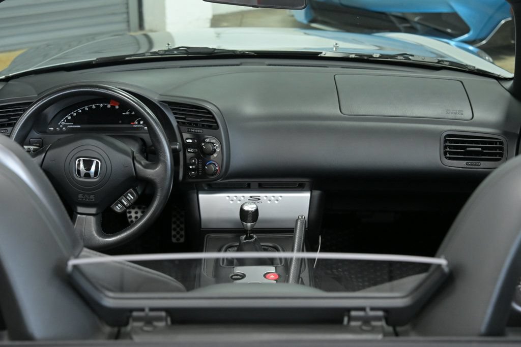 Used 2005 Honda S2000 image 34