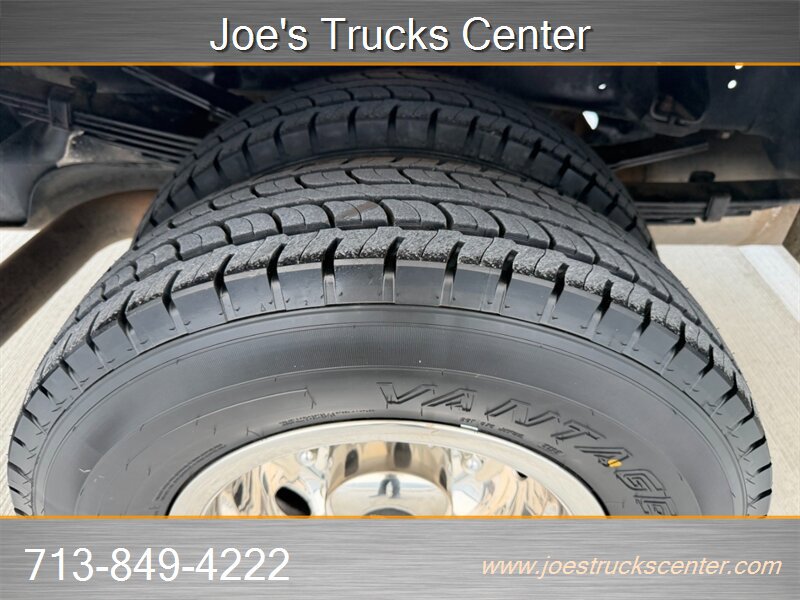 Used 2019 RAM 3500 Tradesman w/ Chrome Appearance Group RWD image 47