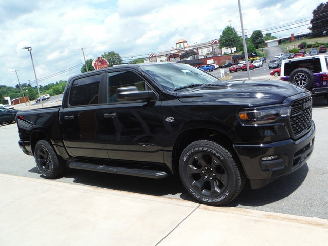 New 2026 RAM 1500 Express AWD/4WD image 15