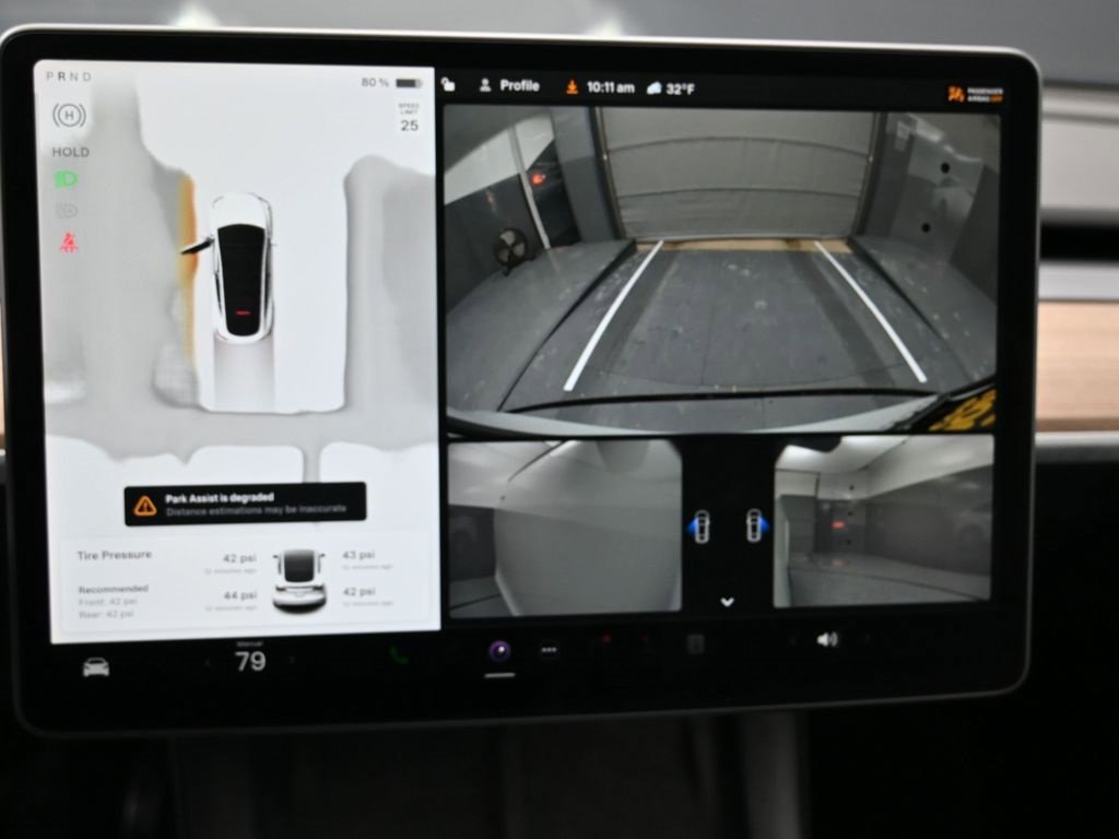 Used 2023 Tesla Model Y Long Range image 22