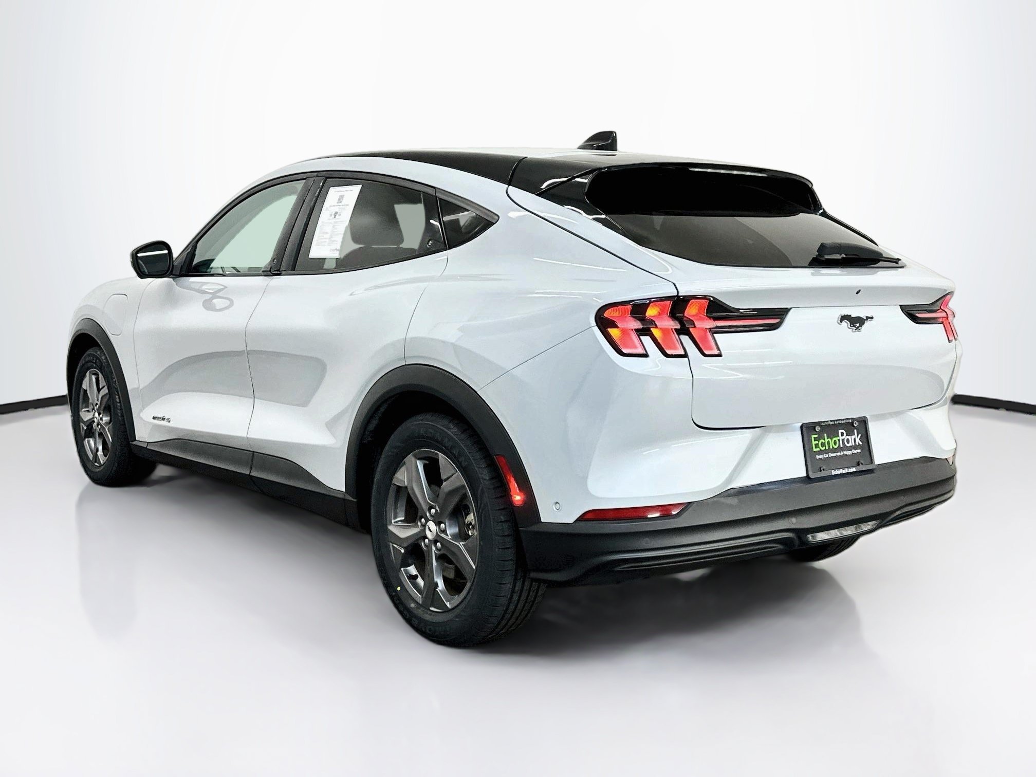 Used 2023 Ford Mustang Mach-E Select AWD/4WD image 5